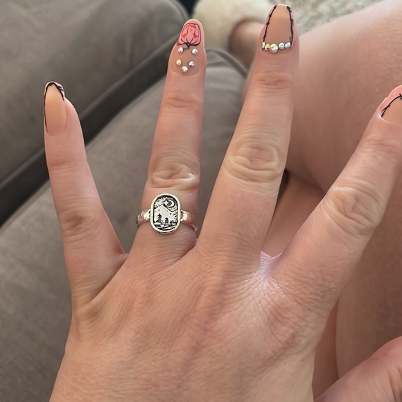Silver Forest Scene Ring - Picture 6 of 8